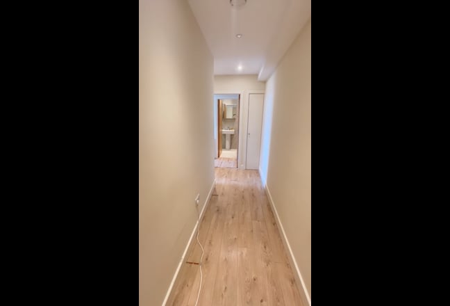One double bedroom for letting  Main Photo