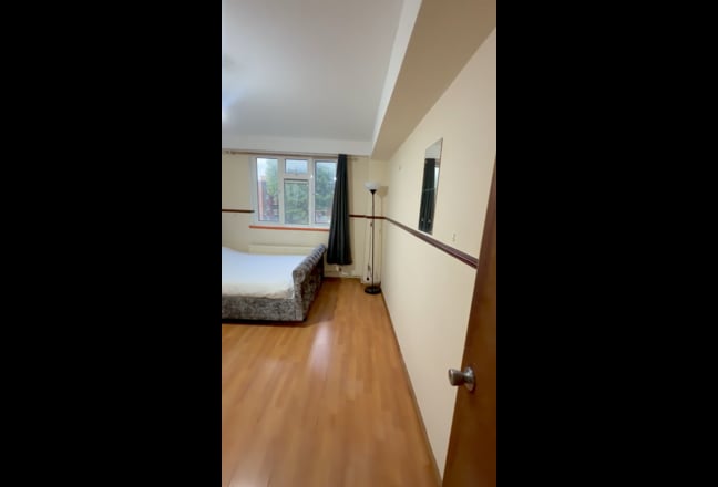 Master Bedroom luxury private flat  Main Photo