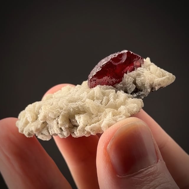 Mercury, Cinnabar - MD-48266 - Sonoma Co. - USA Mineral Specimen