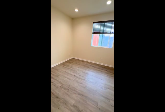 Convenient Downstairs Bedroom with Shared Bath Main Photo