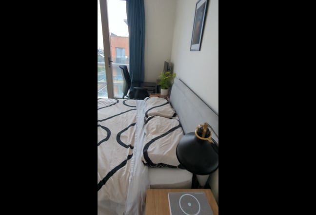Large Double Room - Sixth Floor West Hampstead Main Photo