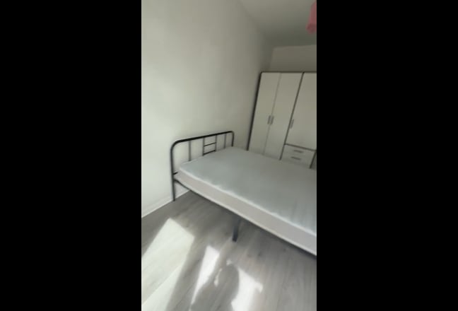 Spacious Double room in Bow Main Photo
