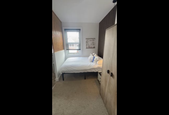 Stylish Studio - Bills Included Main Photo