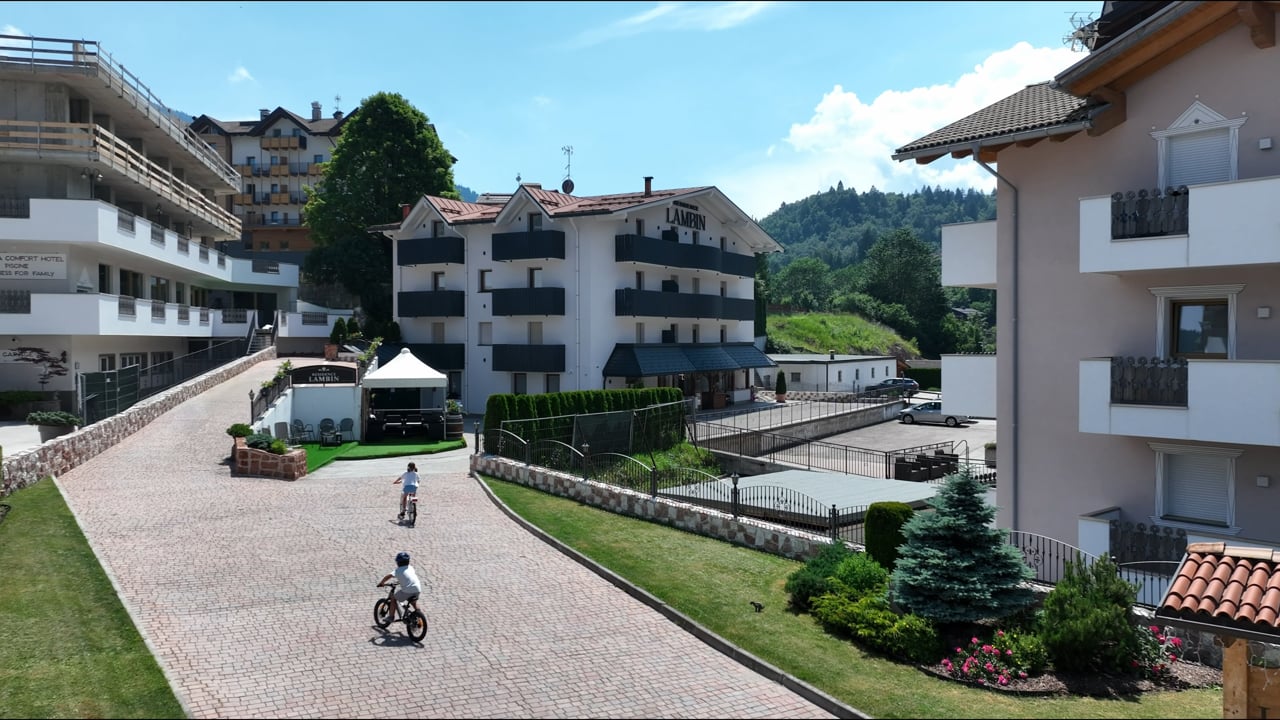 Vista esterna del Residence Lambin di Andalo