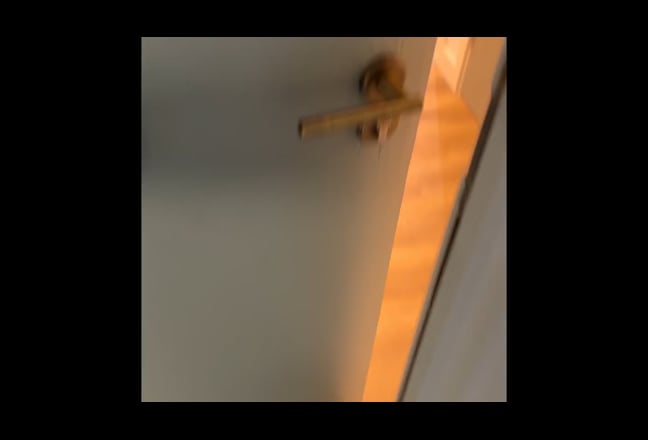 Looking to share my flat with someone. Main Photo