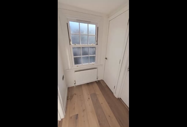 Ensuite, double bedroom in Peckham house Main Photo