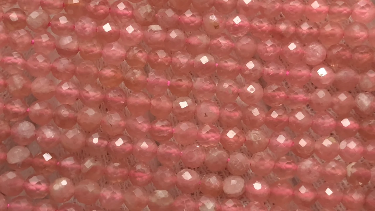 アルゼンチン産インカローズ AA++ ラウンドカット3mm 半連/1連(約37cm