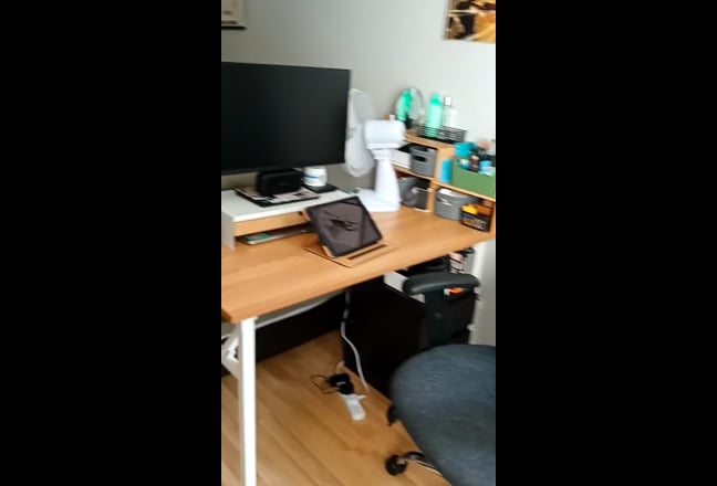 Double room in Canary Wharf centre Main Photo