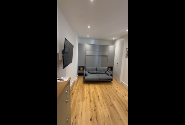 Video 1: 