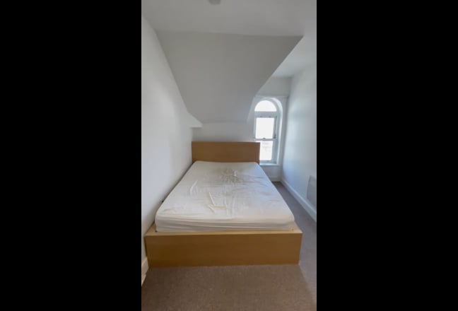 Room in 2-Bedroom Flat; Churchill Way, City Centre Main Photo