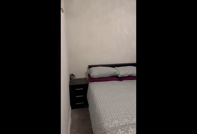 Large Double Room Available  Main Photo