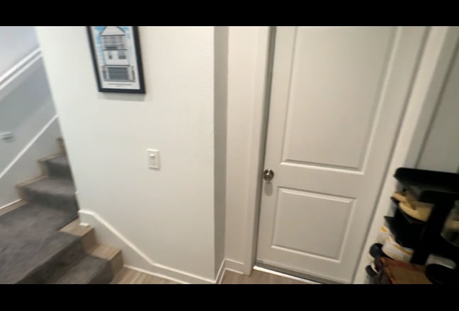 Room in Large House, Soundproofing & Temp Cntrl! Main Photo
