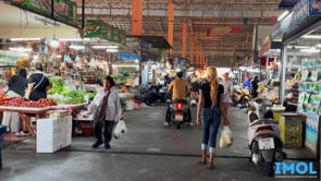 Capt Save a Baht - Ratanakorn Market Threppasit Road