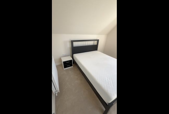 Fully Furnished Double Room Available  Main Photo