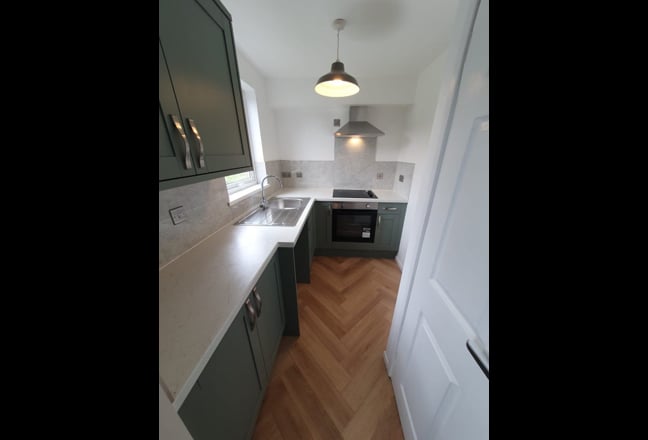 Studio Flat, Stone Hill Drive, BB1 5TR Main Photo