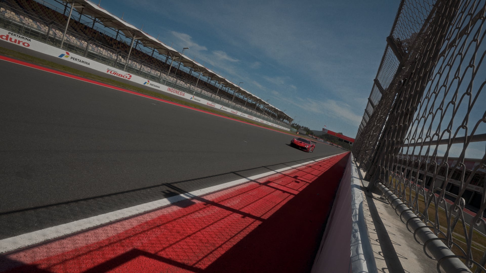 FERRARI CHALLENGE x Tuan Pham