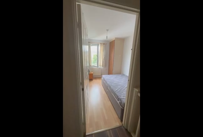 Single bedroom  Main Photo