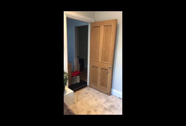 Bright Large double room plus office  Main Photo