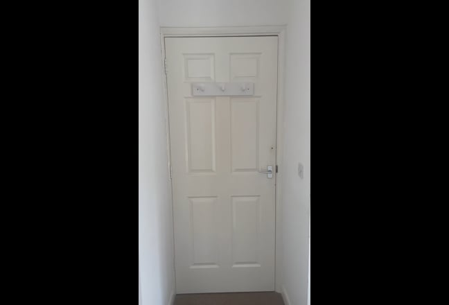 Double  room to rent  Main Photo