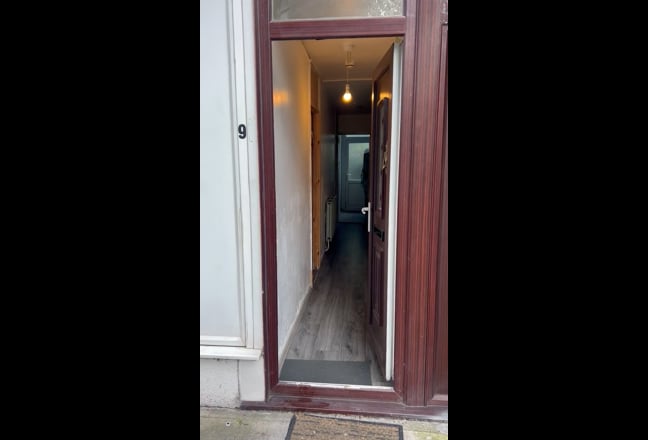 Video 1: 
