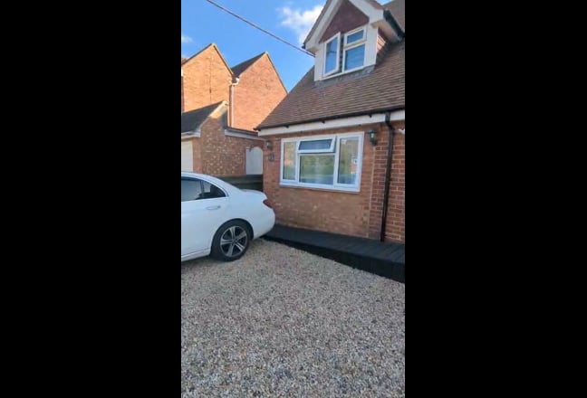 1 bed ground floor flat (wheelchair access) Main Photo