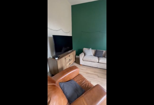 City Centre Double Room Glasgow G3 bills inc  Main Photo
