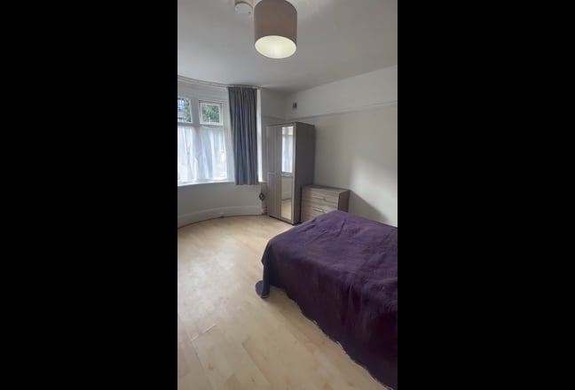 Newly Refurbished Double Room &pound;850 - Watford WD24 Main Photo