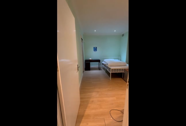 Video 1: 