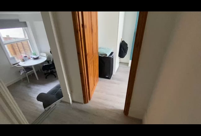 Video 1: 