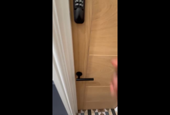 Brand new double en-suite room Main Photo