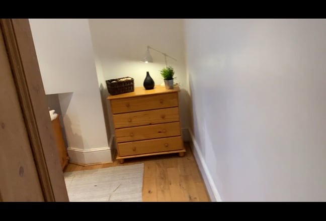 Amazing House & Lovely Double Room STN & DLR 5mins Main Photo