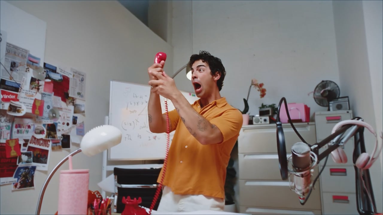 Music Mode — Joe Jonas