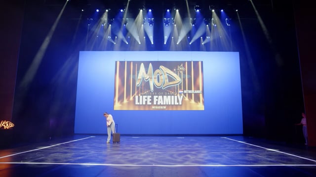 LIFE FAMILY MEGACREW MASTER