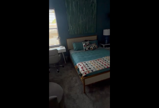 Mini master suite Main Photo