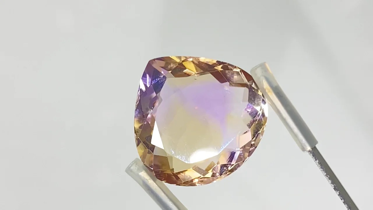宝石質アメトリン AAA ルース ファセットカット 1個 NO.62【1点もの