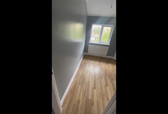 Rooms to Rent – SE6 – Private Toilet Main Photo