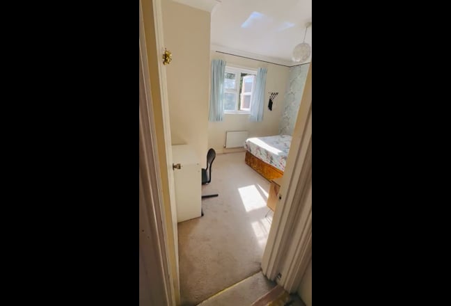 Big Double Room, Private Bathroom, Private access Main Photo