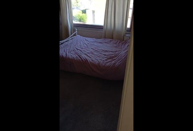 Double room fully furnished. Main Photo