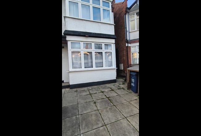 Double in Hendon (settlers only) Main Photo