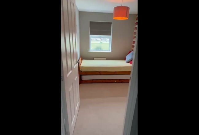 Spacious Single Room Available – In DIDCOT Main Photo