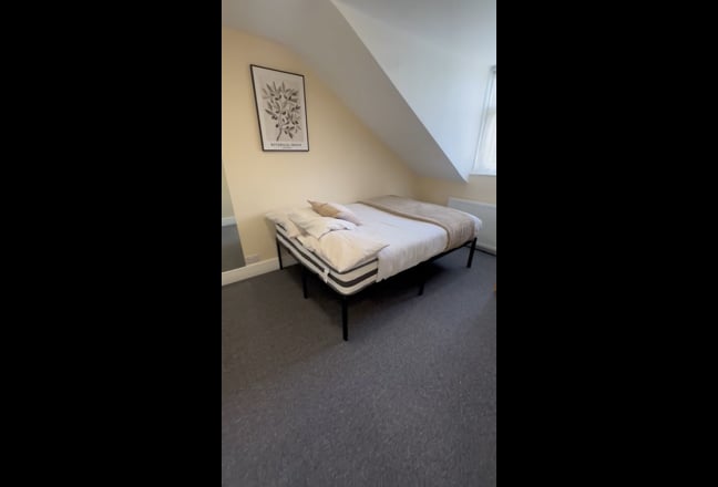 1 bed flat all bills inc  Main Photo