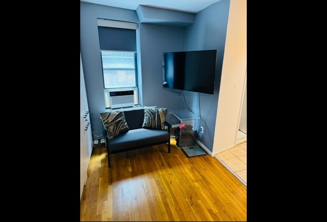 Sleek Studio in the heart of West Village  Main Photo