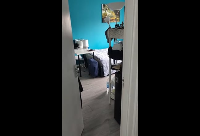 Newly Refurbished Ensuite Room Main Photo