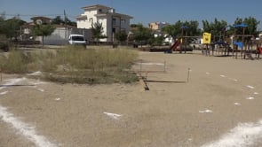 Comença la renaturalització dels patis de l'Escola Empúries