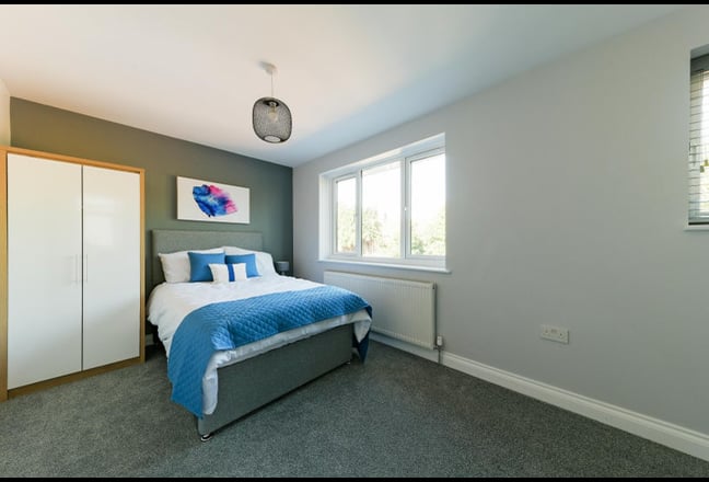 🔥 Save &pound;200 | Fabulous Ensuite Room | 1 Week Rent Main Photo