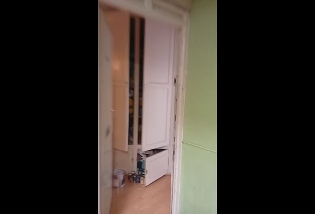 HUGE Excellent room in modern flat Main Photo