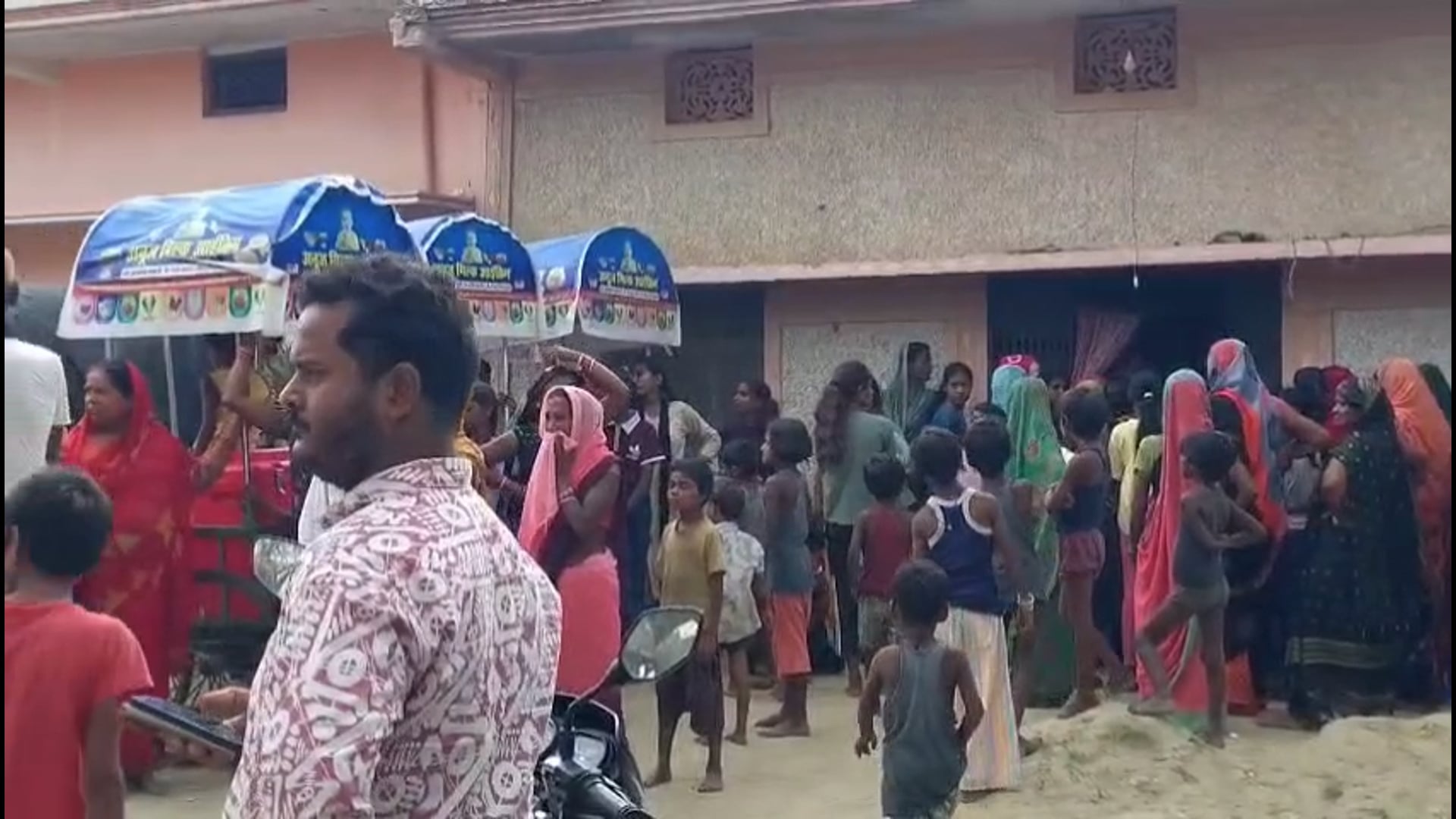 आइस्क्रीम फैक्ट्री में मजदूर की करंट लगने से मौत, परिवार में मचा कोहराम।