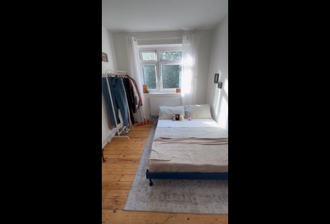 Double Bedroom in Prime Shoreditch  Main Photo