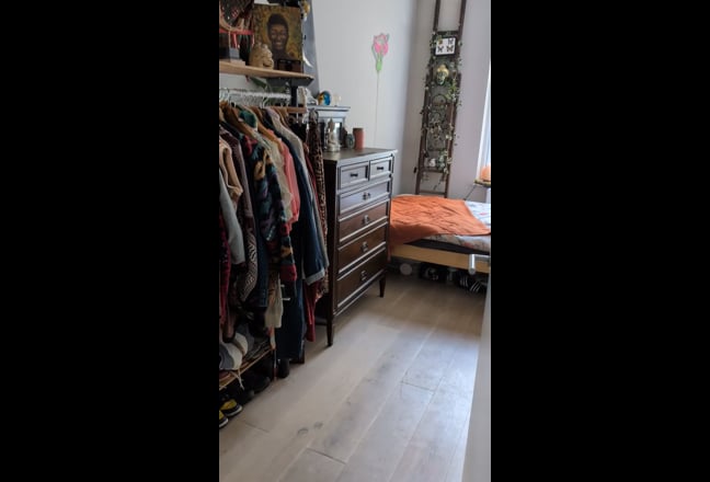 Room to rent in Ealing! Main Photo