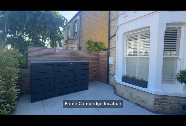 Fully Renovated Studio (Oxford Rd) Bills Included Main Photo